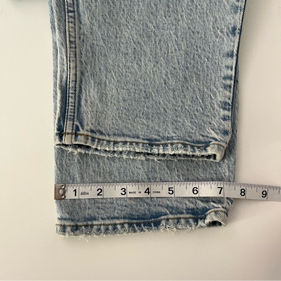 Abercrombie and Fitch The Dad High Rise Curve Love Jeans - Picture 8 of 11